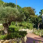 Fantastic Garden Terrace - Ref 62